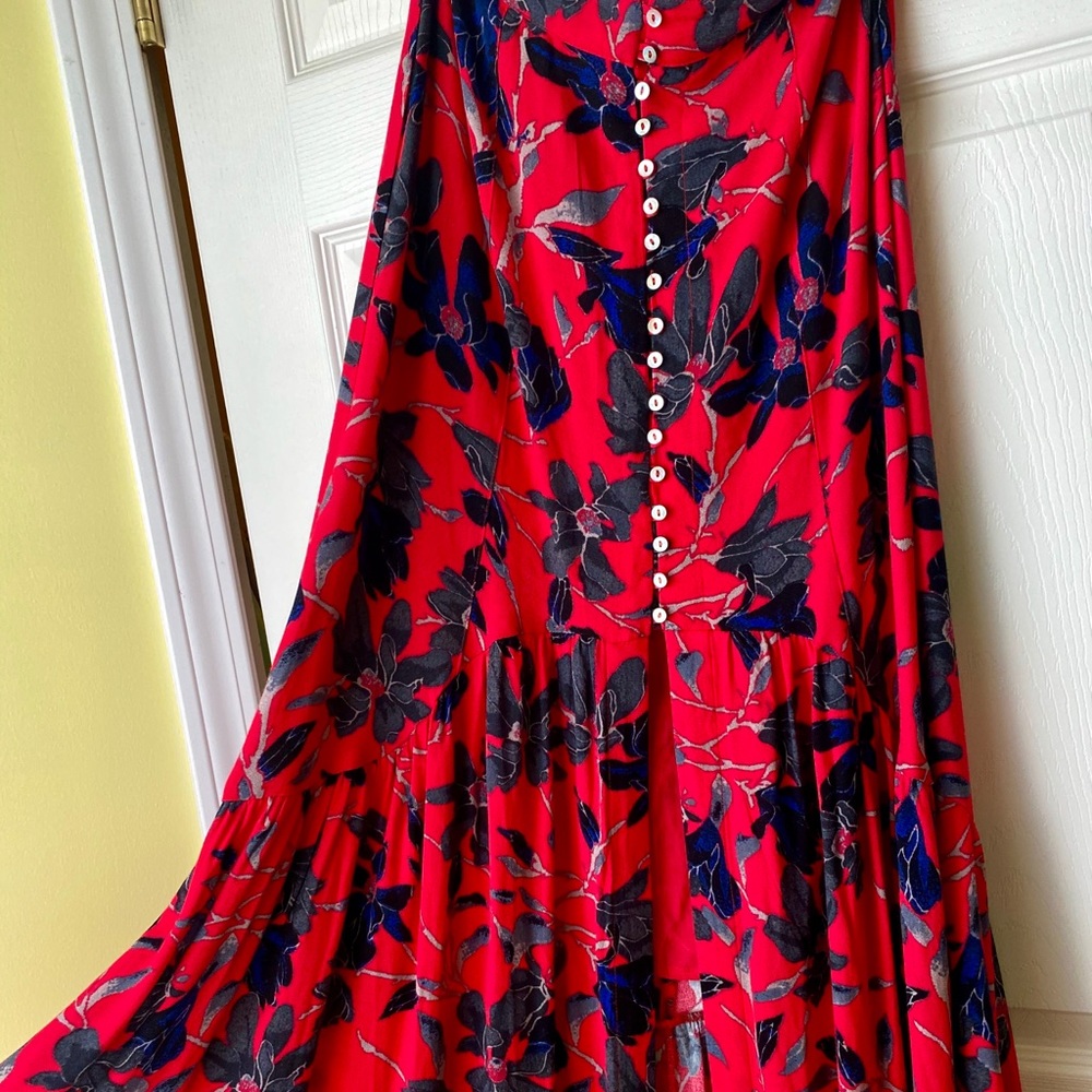 Size 4 Free People maxi skirt red floral pattern